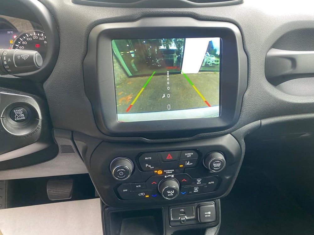 Jeep Renegade usata a Monza e Brianza (11)