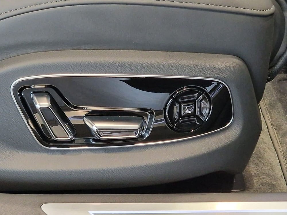 Audi A8 usata a Bari (10)
