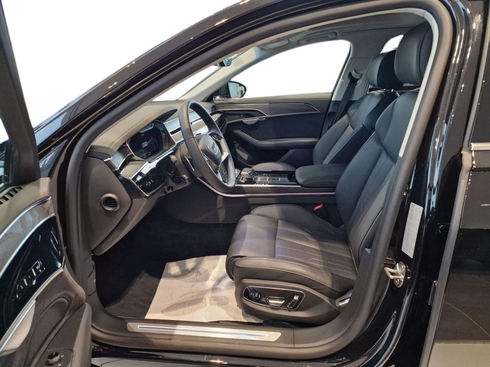 Audi A8 usata a Bari (12)