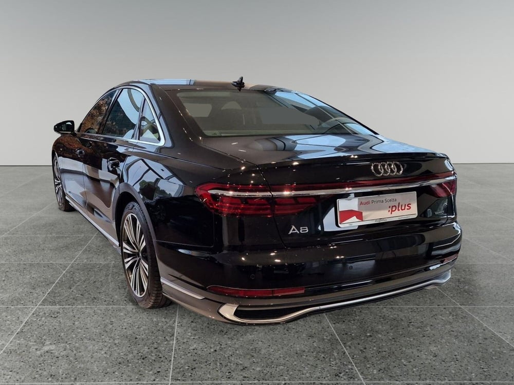 Audi A8 usata a Bari (16)