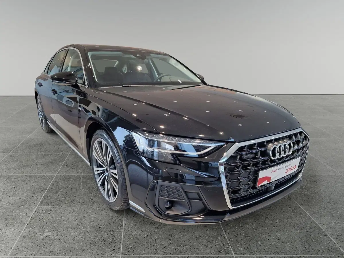 Audi A8 usata a Bari (9)