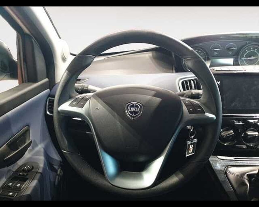 Lancia Ypsilon usata a Cuneo (11)