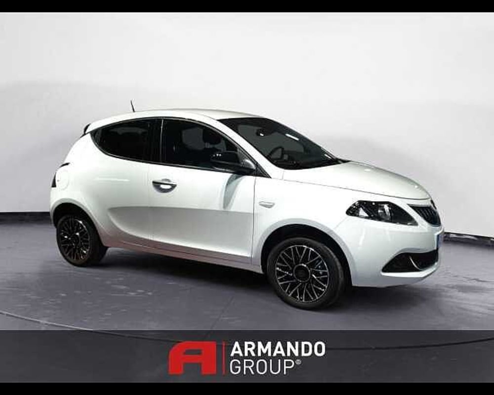 Lancia Ypsilon usata a Cuneo (3)