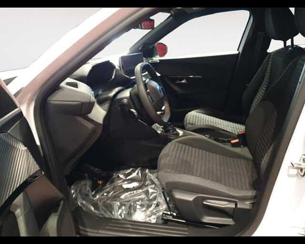 Peugeot 2008 nuova a Cuneo (11)