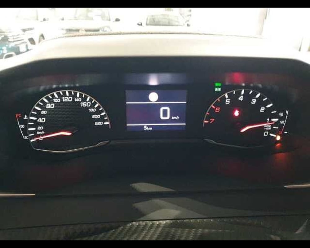 Peugeot 2008 nuova a Cuneo (17)