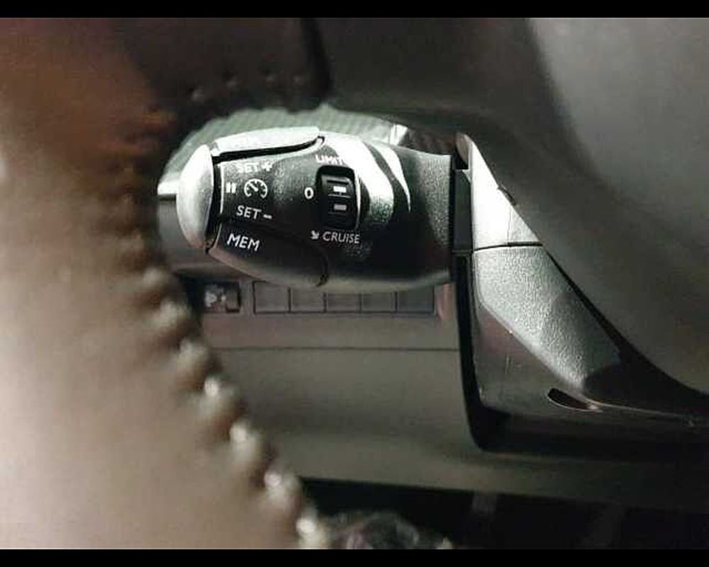 Peugeot 2008 nuova a Cuneo (18)