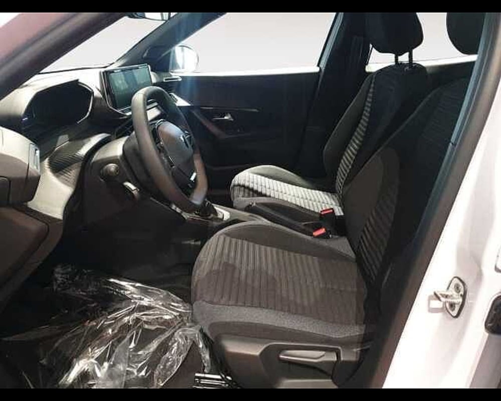 Peugeot 2008 nuova a Cuneo (11)