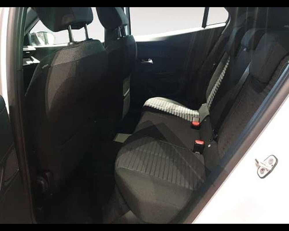 Peugeot 2008 nuova a Cuneo (12)