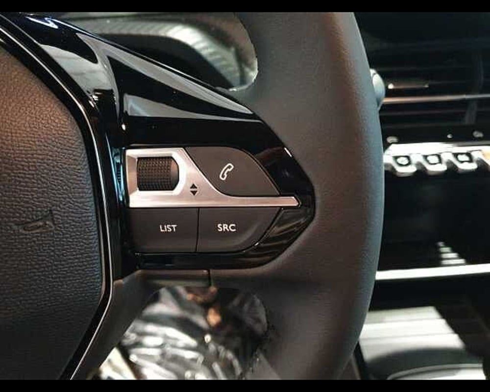 Peugeot 2008 nuova a Cuneo (19)