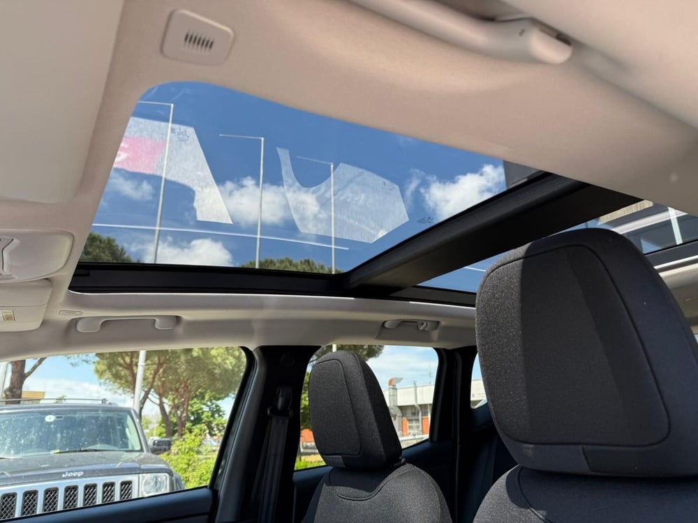 Jeep Renegade nuova a Arezzo (13)