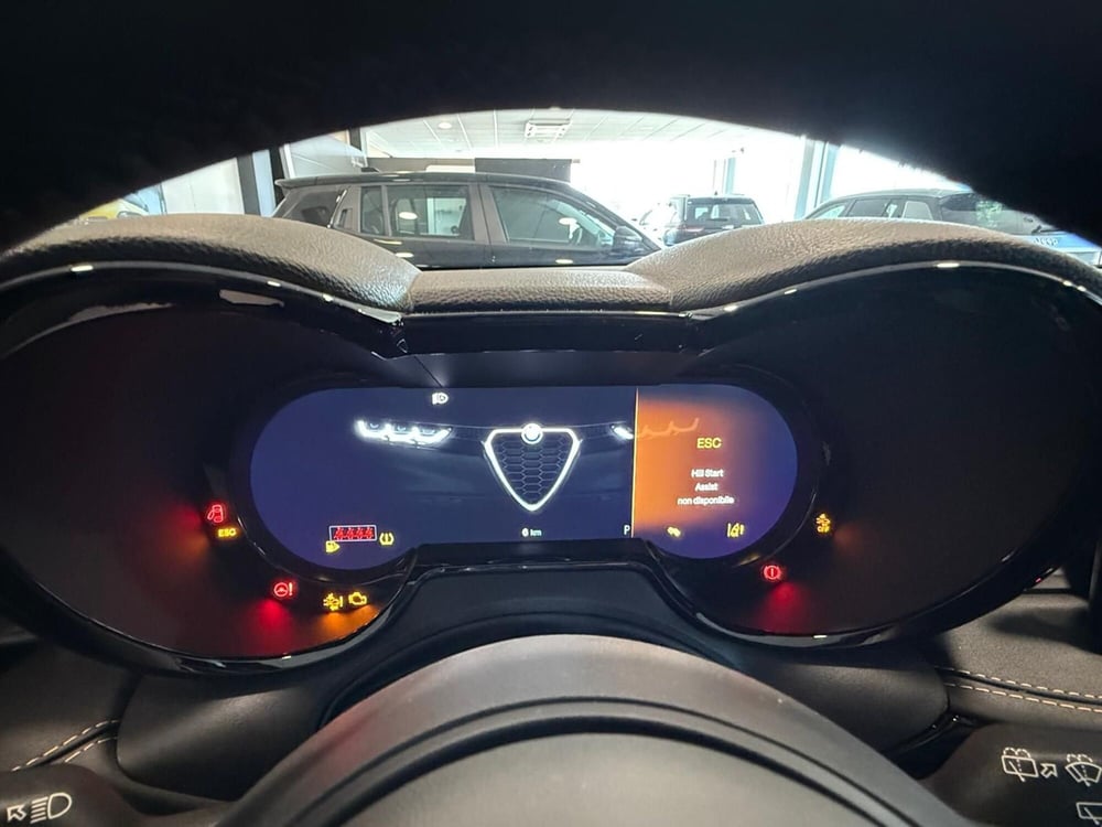 Alfa Romeo Tonale nuova a Arezzo (15)