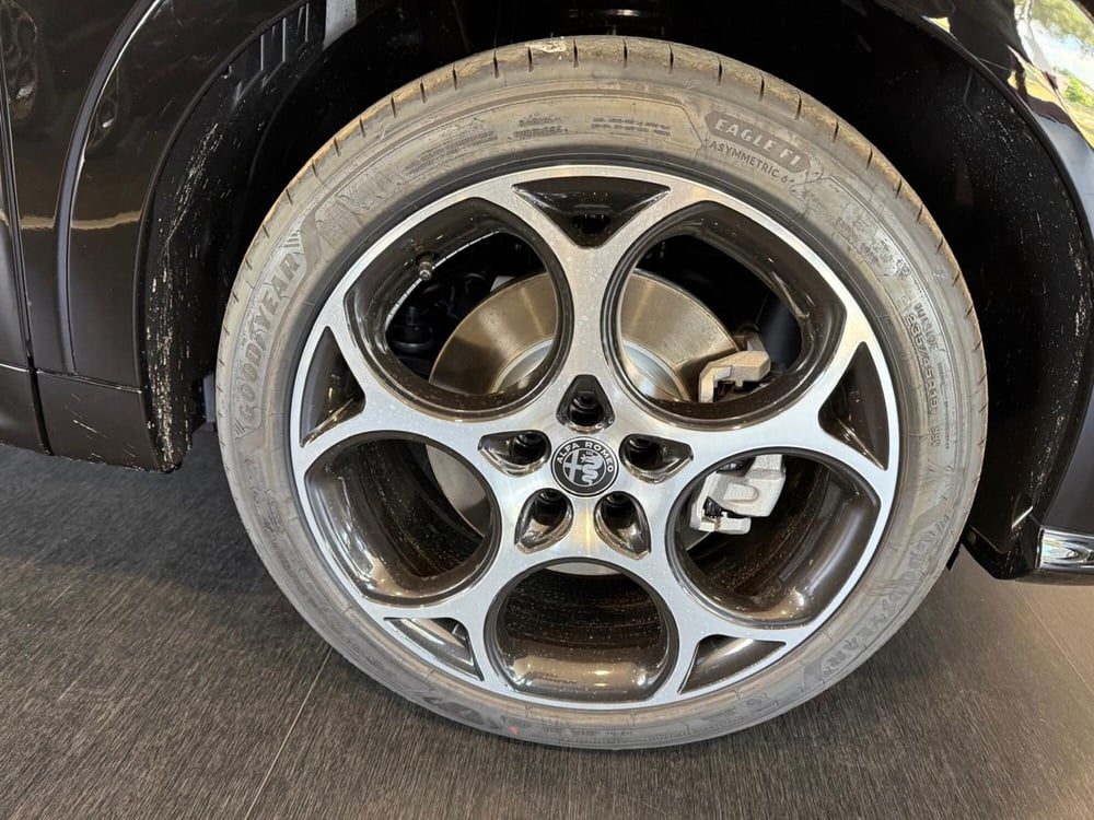 Alfa Romeo Tonale nuova a Arezzo (18)