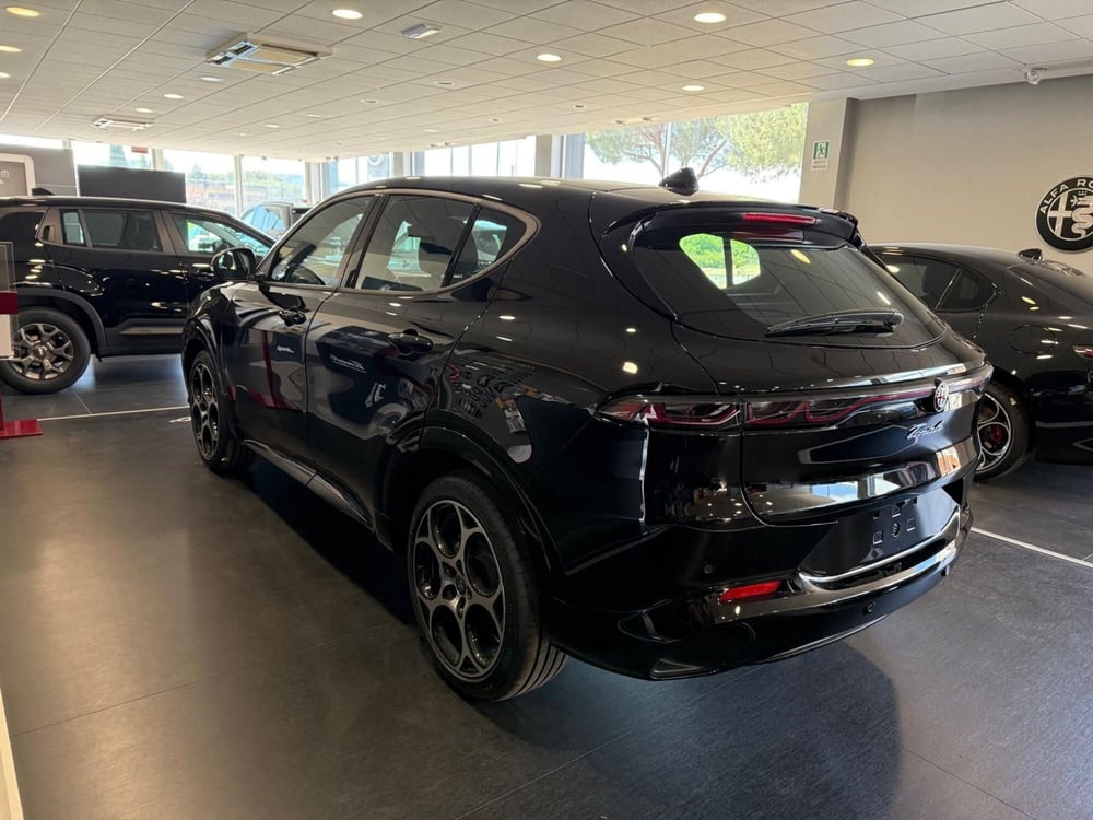 Alfa Romeo Tonale nuova a Arezzo (6)