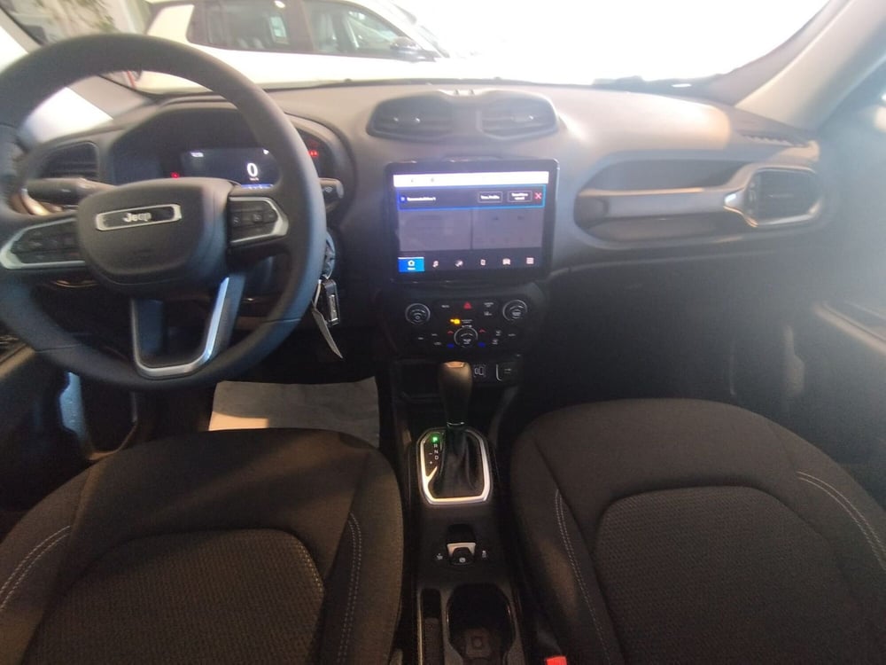 Jeep Renegade nuova a Arezzo (10)