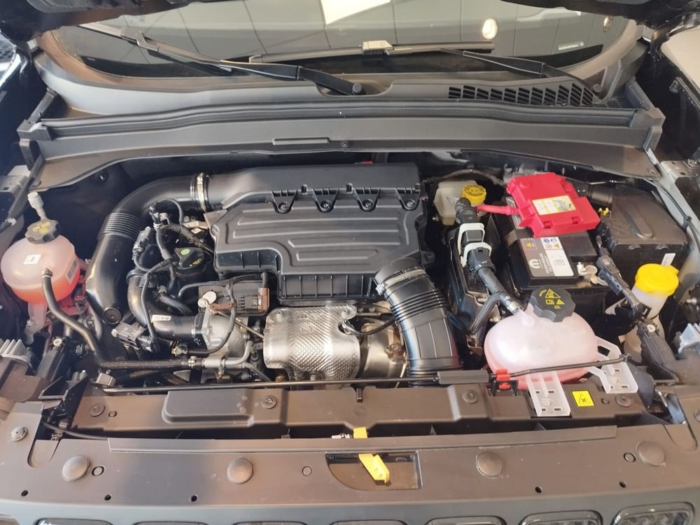 Jeep Renegade nuova a Arezzo (17)