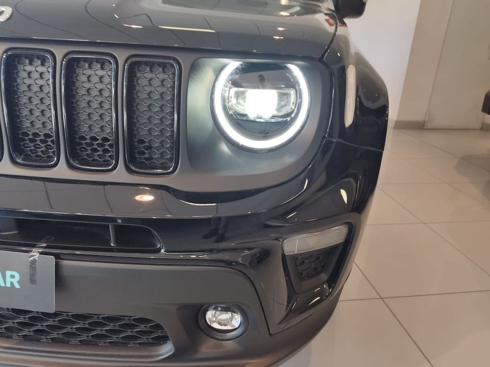 Jeep Renegade nuova a Arezzo (19)
