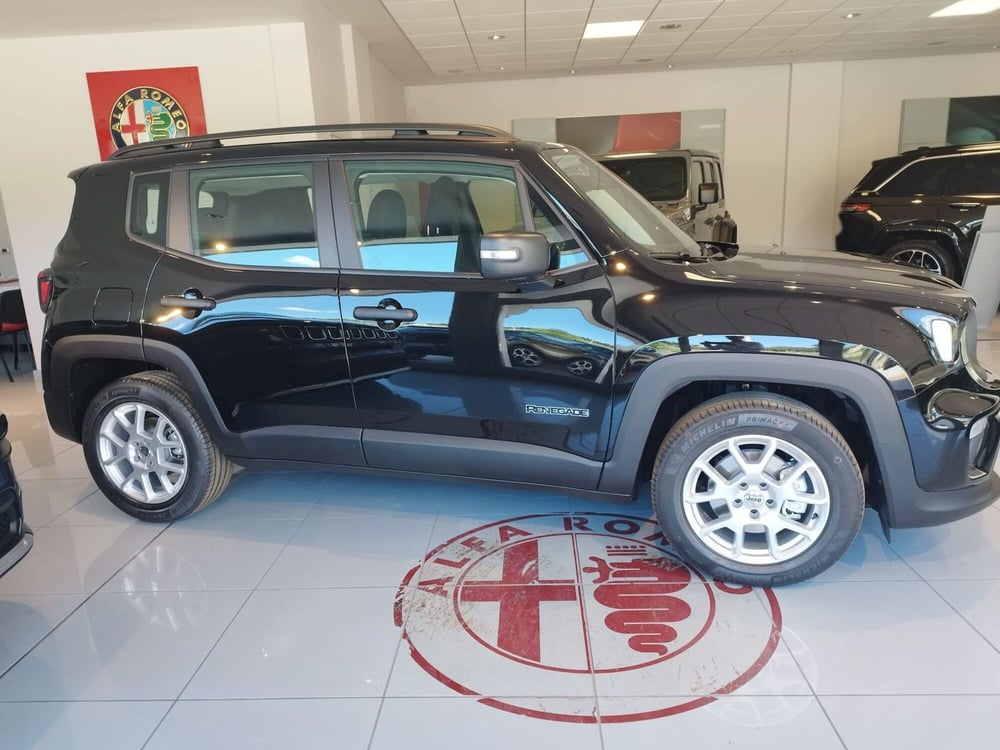 Jeep Renegade nuova a Arezzo (5)