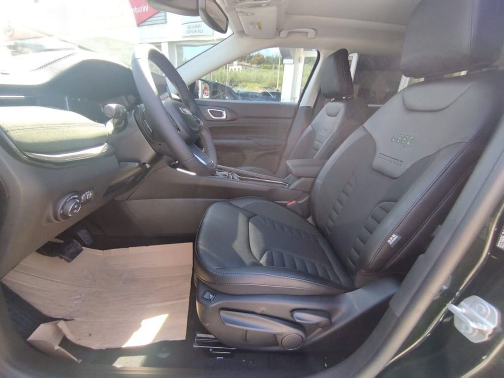 Jeep Compass nuova a Arezzo (13)