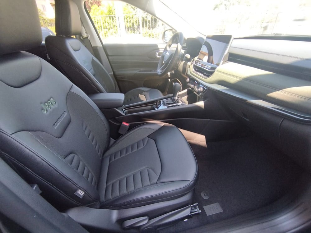 Jeep Compass nuova a Arezzo (15)