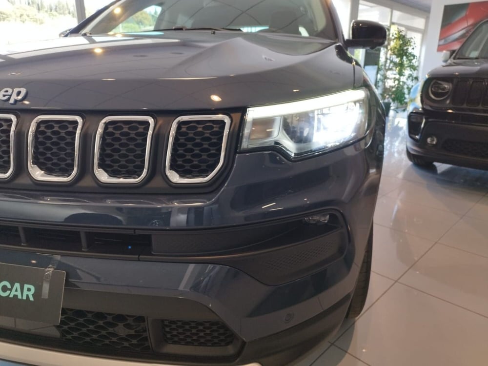 Jeep Compass nuova a Arezzo (18)