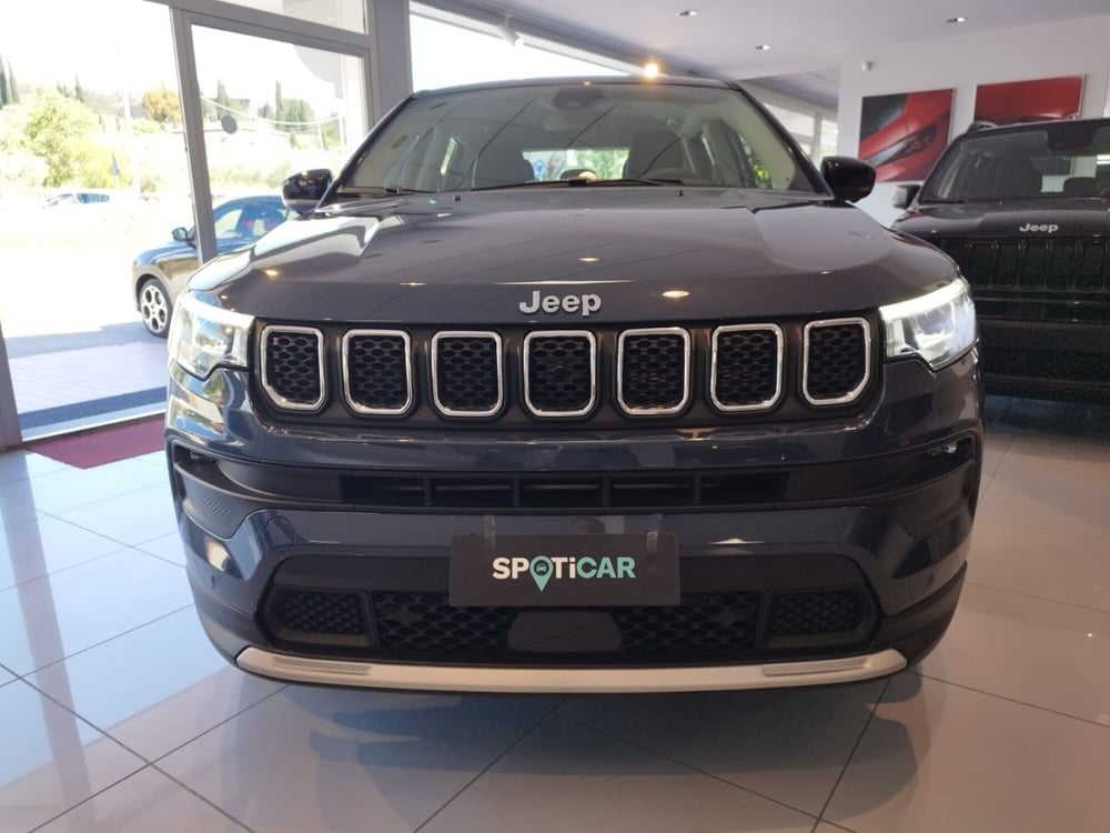 Jeep Compass nuova a Arezzo (2)