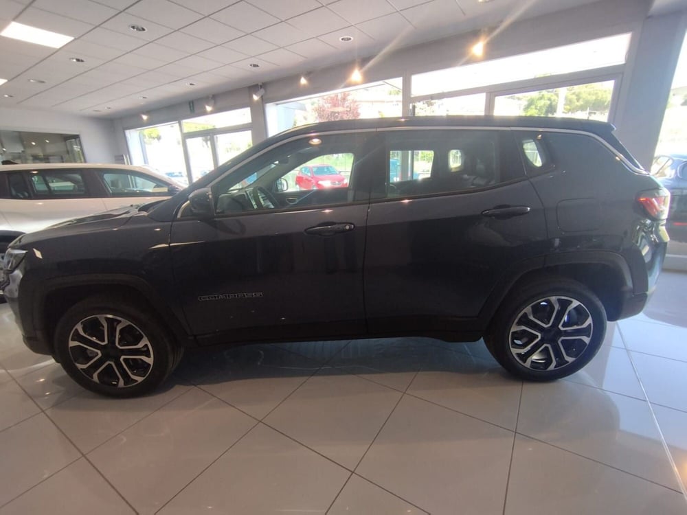 Jeep Compass nuova a Arezzo (9)