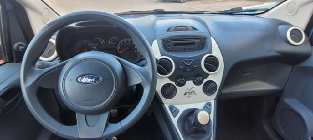 Ford Ka usata a Napoli (10)