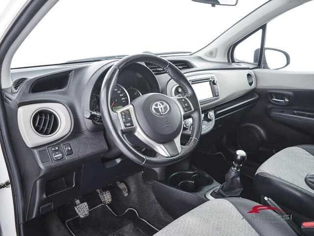 Toyota Yaris usata a Perugia (8)