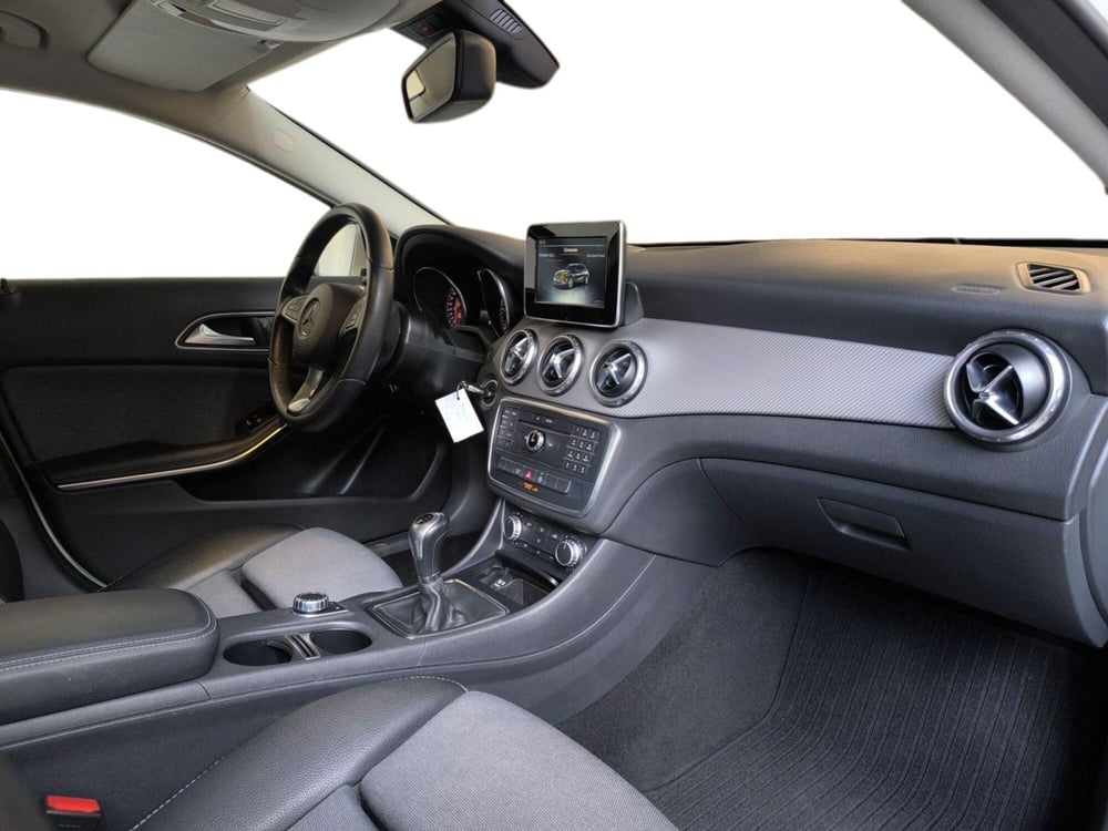 Mercedes-Benz GLA SUV usata a Udine (11)