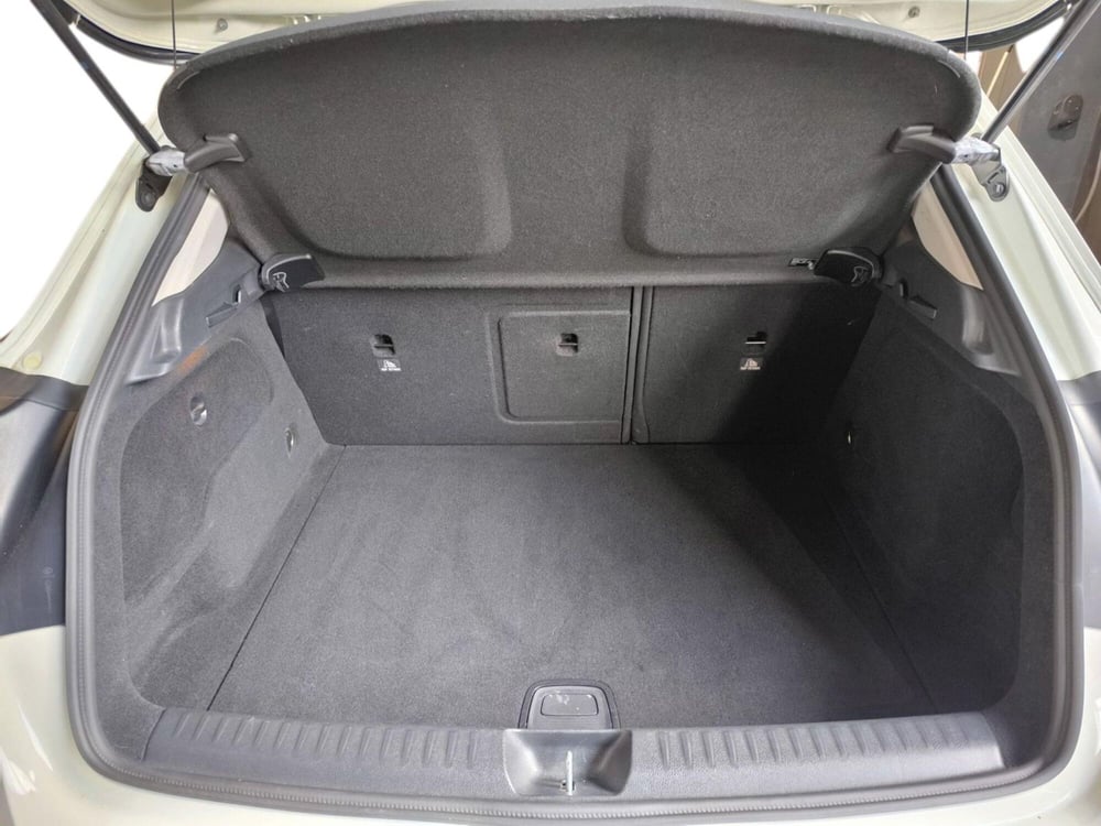 Mercedes-Benz GLA SUV usata a Udine (13)