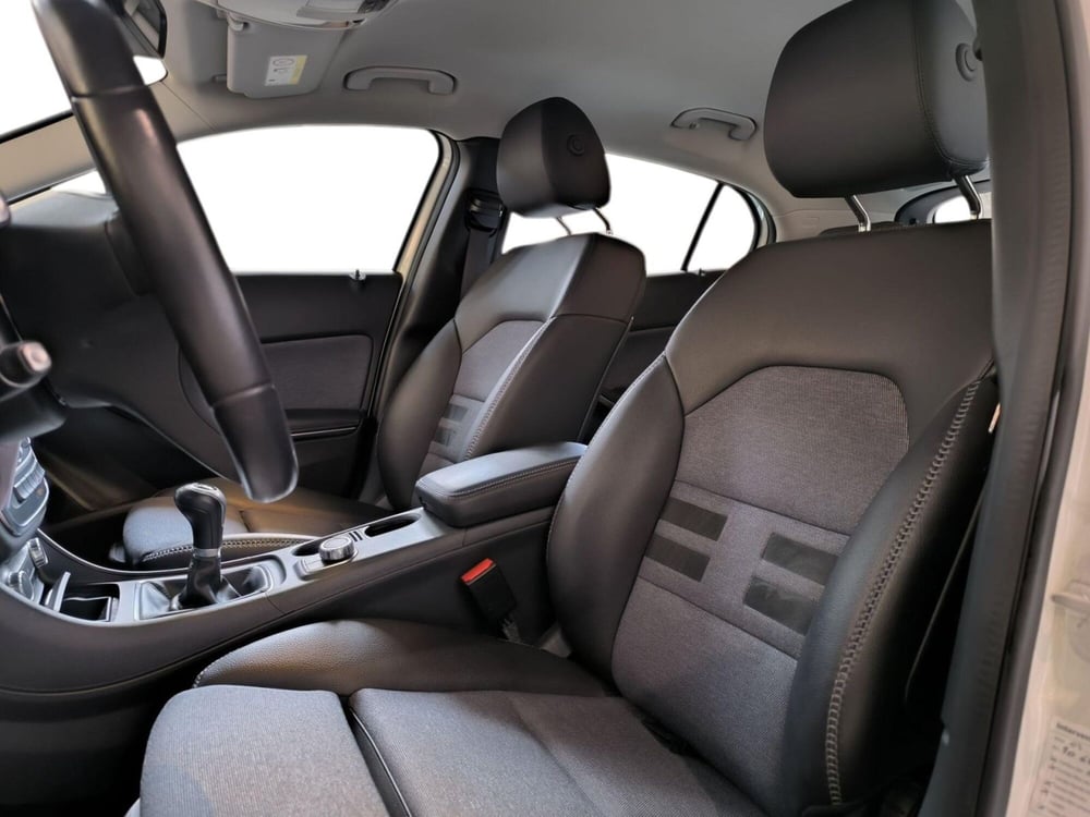 Mercedes-Benz GLA SUV usata a Udine (6)