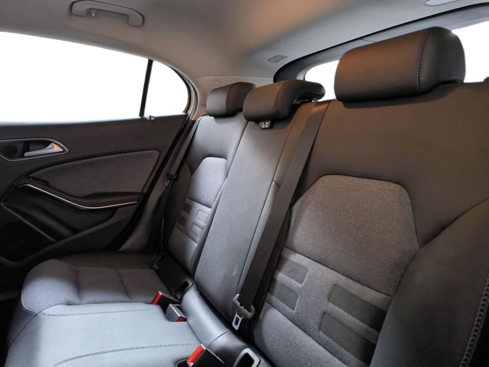 Mercedes-Benz GLA SUV usata a Udine (7)