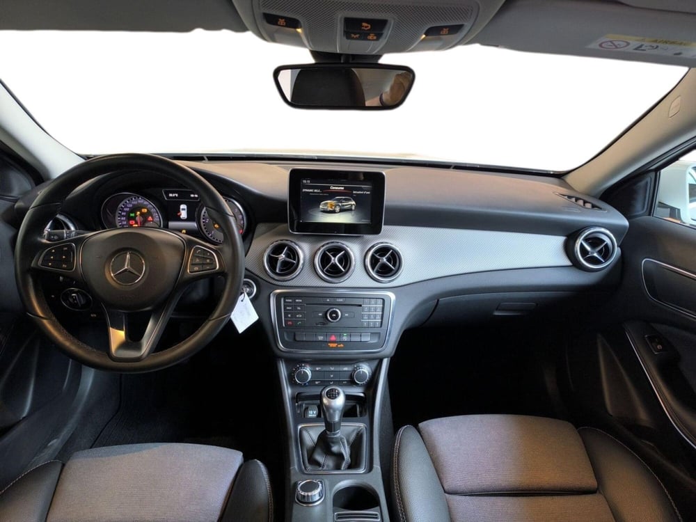 Mercedes-Benz GLA SUV usata a Udine (9)