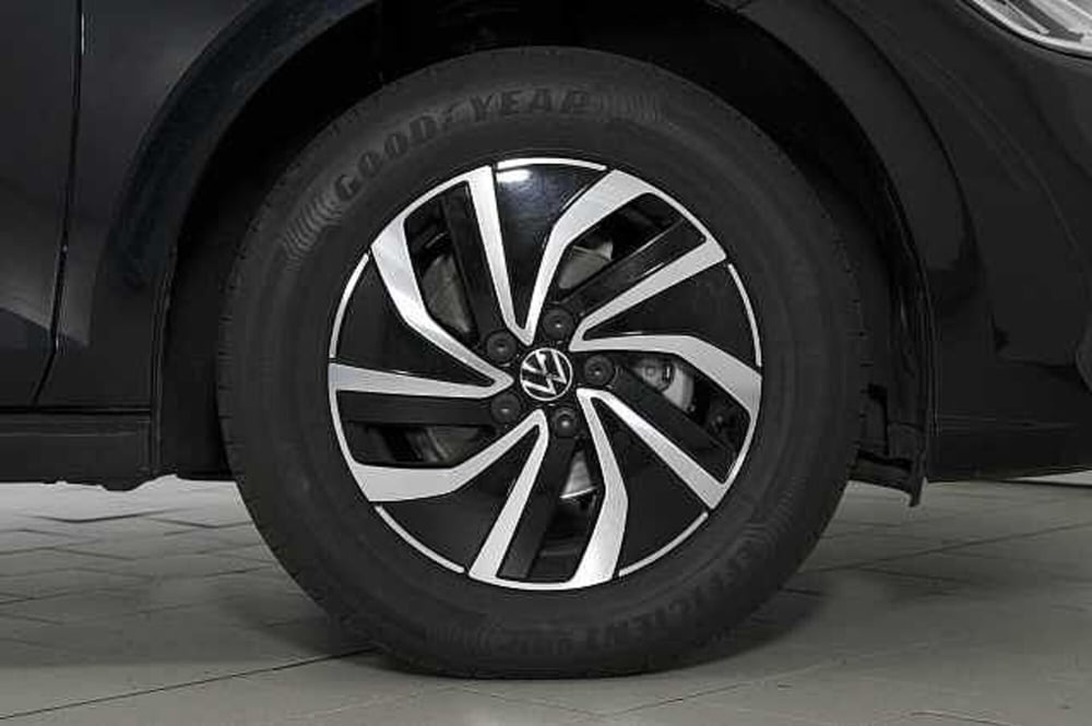 Volkswagen Polo usata a Como (9)