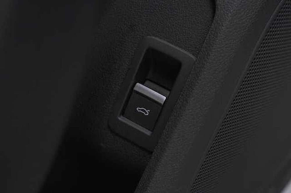Audi A4 Avant usata a Como (18)