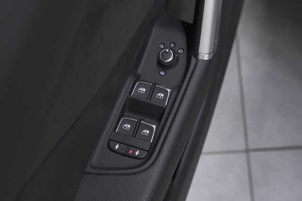 Audi Q2 usata a Como (16)