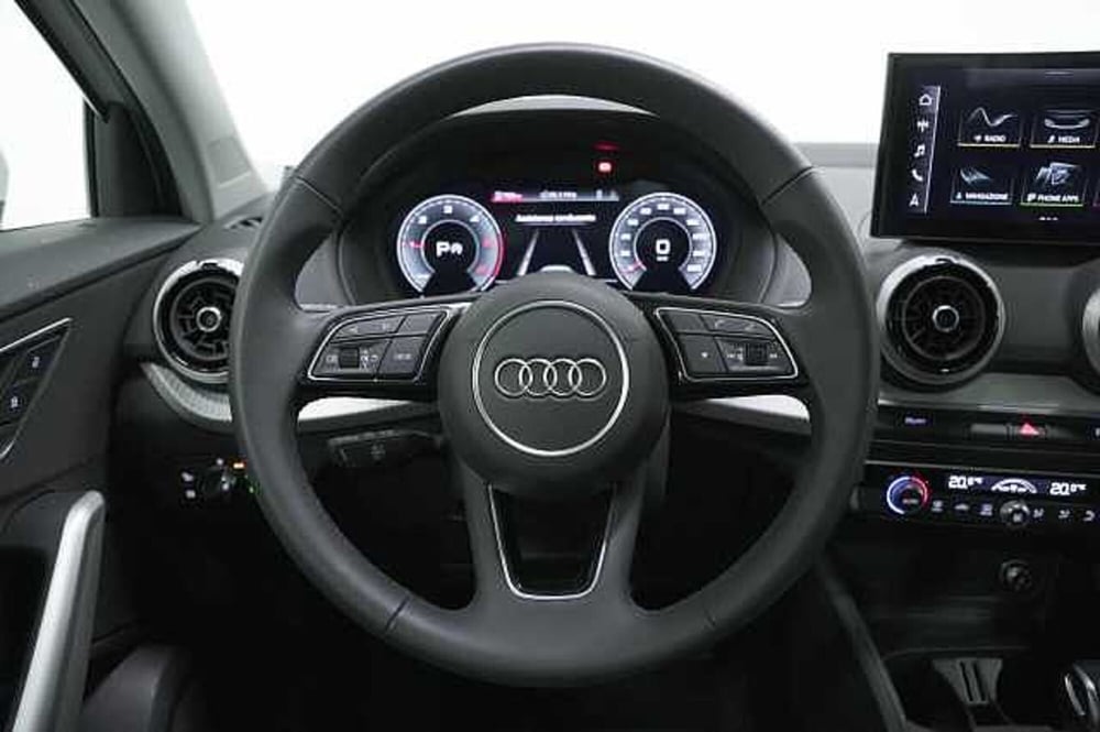 Audi Q2 usata a Como (6)