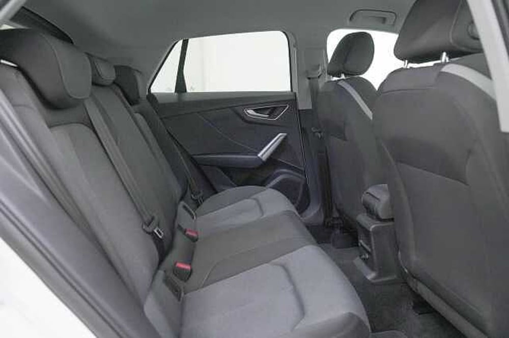 Audi Q2 usata a Como (9)