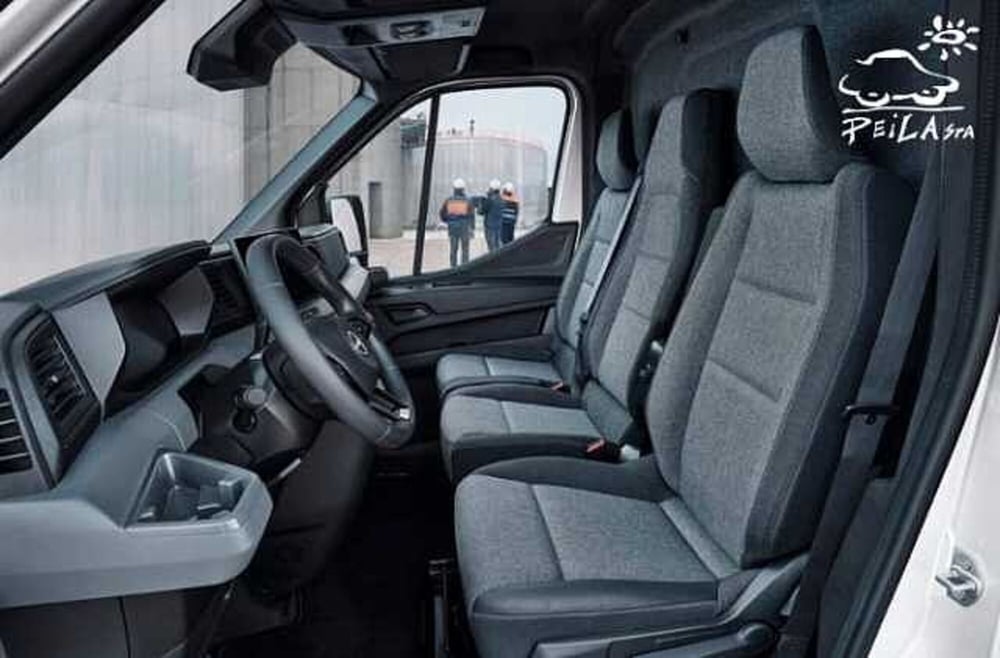 Nissan Interstar Furgone nuova a Torino (2)