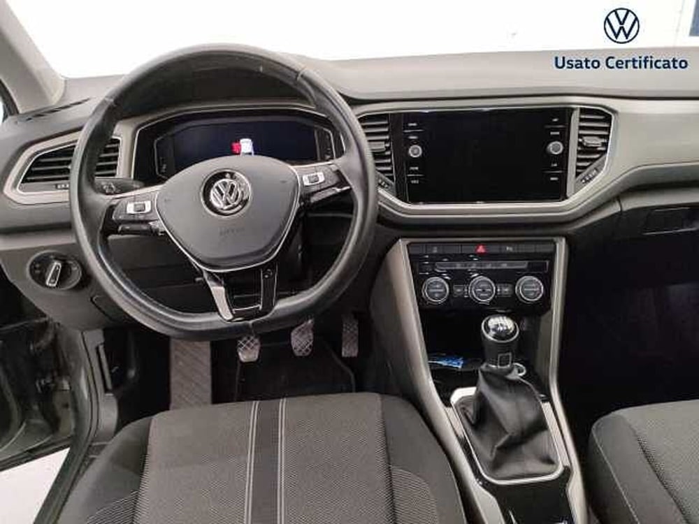 Volkswagen T-Roc usata a Varese (15)