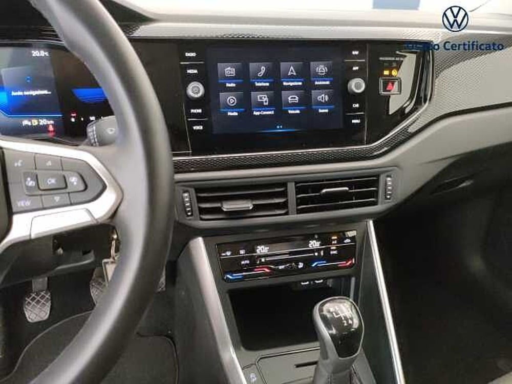 Volkswagen Taigo usata a Varese (13)