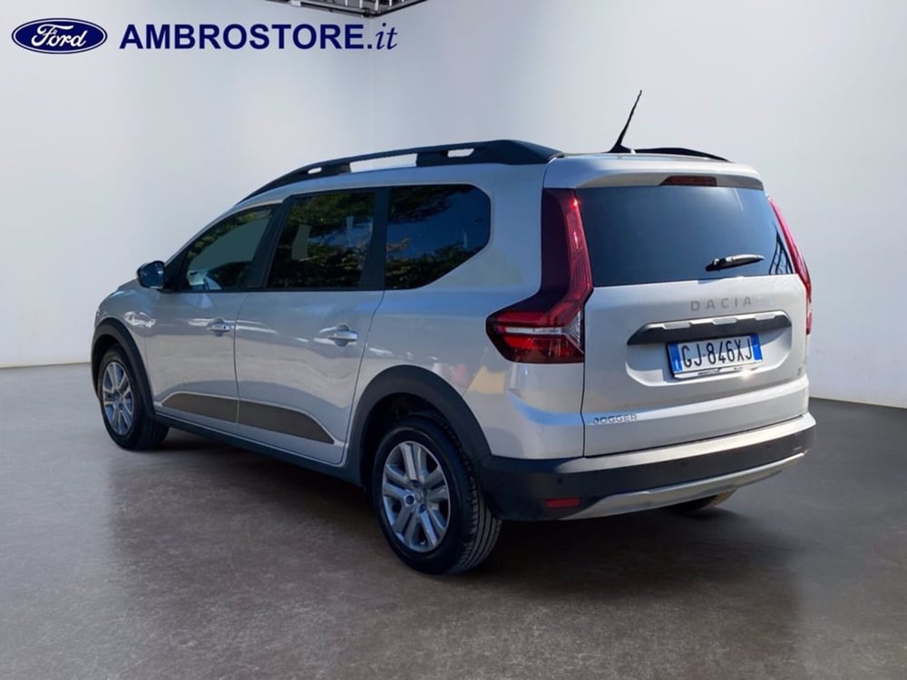 Dacia Jogger usata a Milano (7)