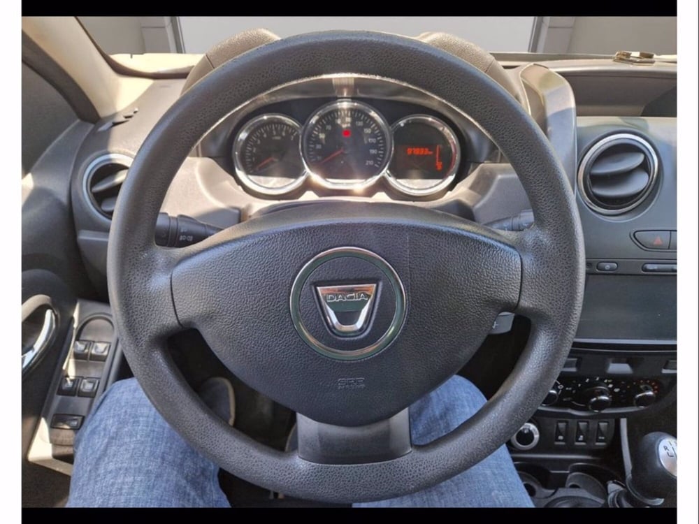 Dacia Duster usata a Catania (12)