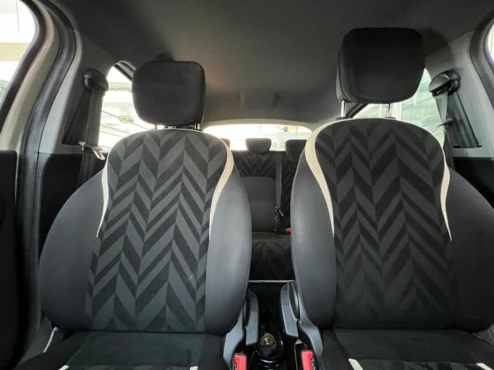 Lancia Ypsilon usata a Modena (8)