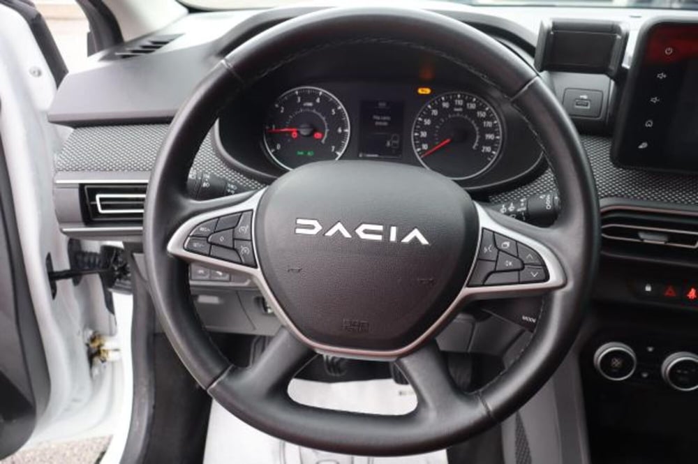 Dacia Jogger usata a Gorizia (11)