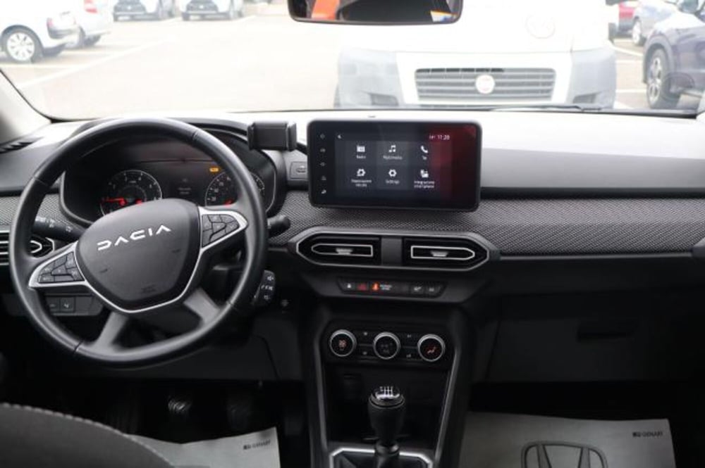 Dacia Jogger usata a Gorizia (8)
