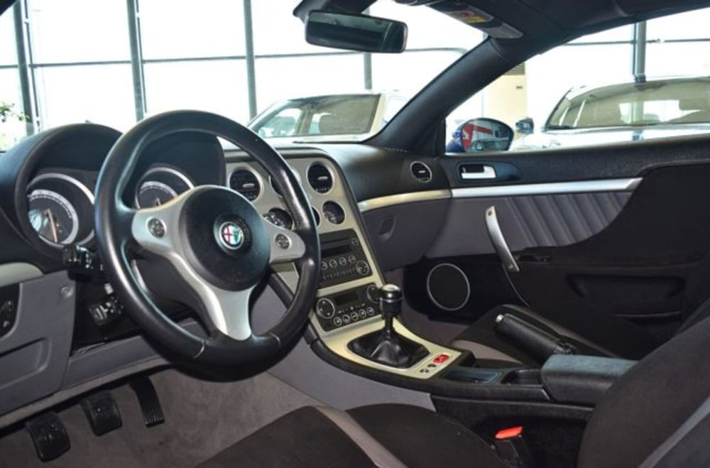 Alfa Romeo Spider usata a Verona (8)
