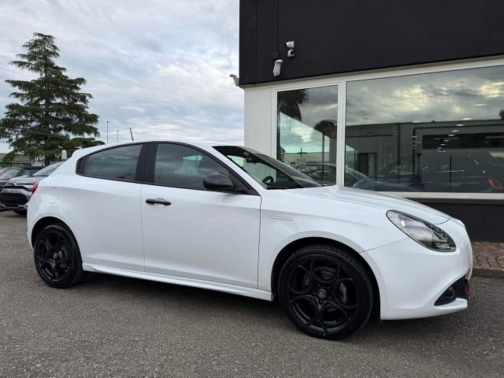Alfa Romeo Giulietta usata a Bologna (5)