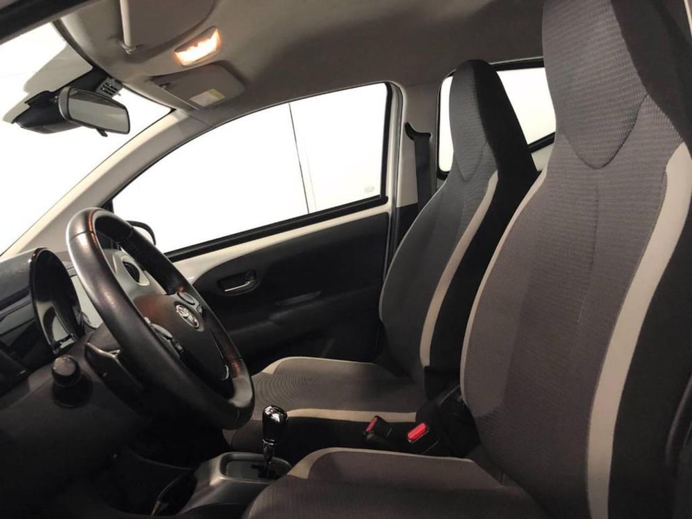 Toyota Aygo usata a Torino (11)