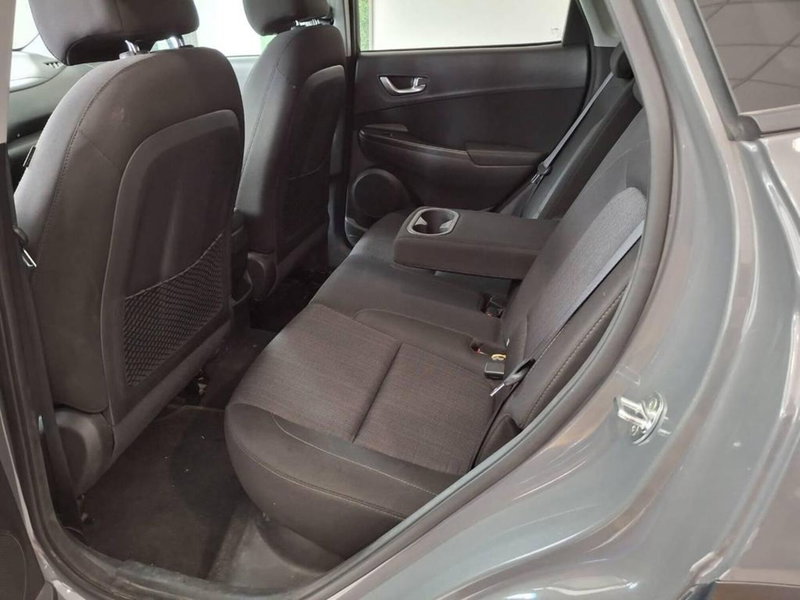 Hyundai Kona usata a Torino (12)